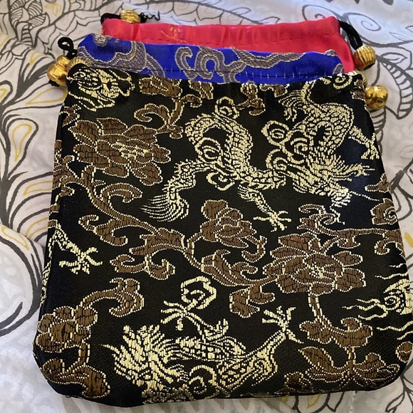 NWOT - Assortment of (6) Oriental Drawstring & Zippered Jewellery Gift Pouches - Picture 2 of 8